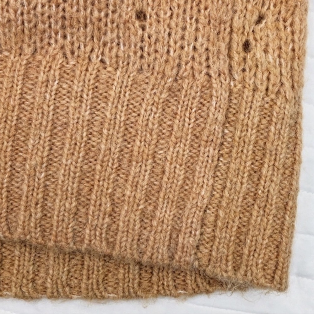 AE Jegging Fit Camel Hooded Sweater Medium - Picture 3 of 5